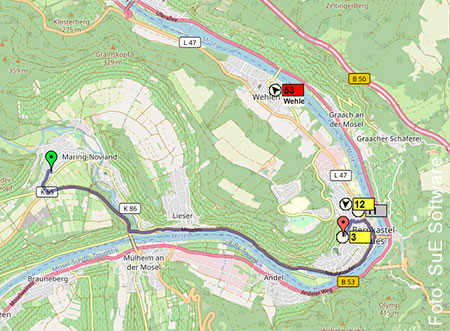 Screenshot mit mit einer Landkarte auf der die Position von Taxis in den Farben gelb und rot angezeigt werden. 